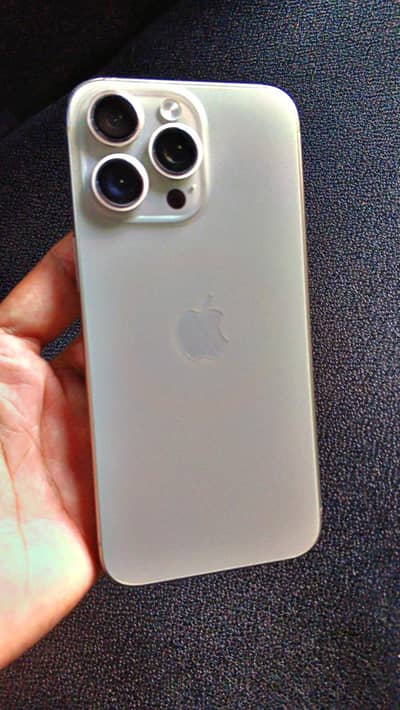 Apple iPhone 15 Pro Max