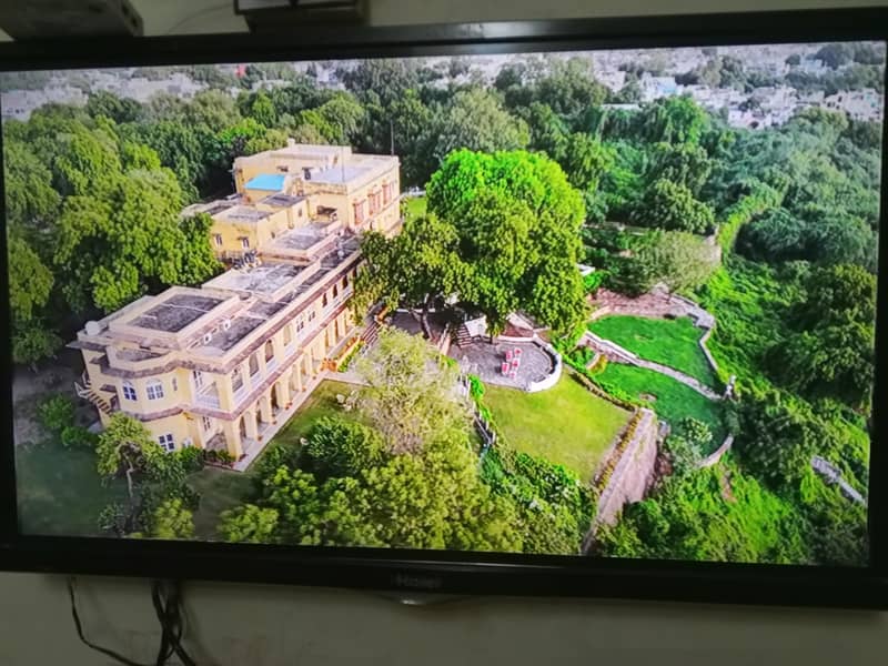 Haier LED 1