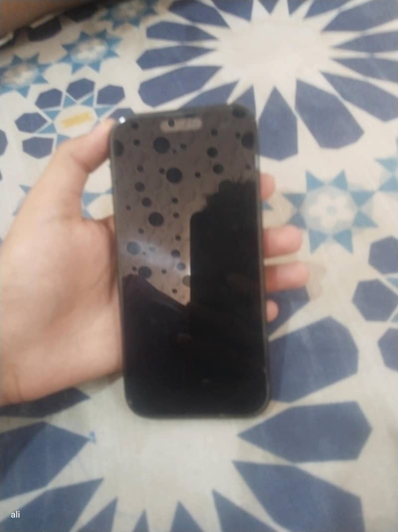Apple iPhone 15 6