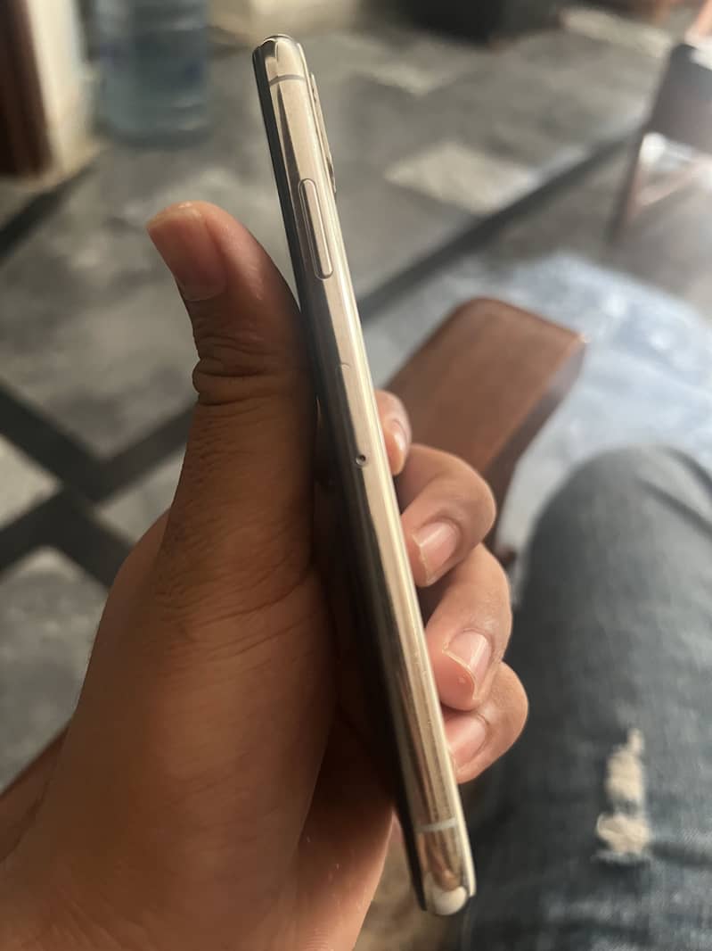 Apple iPhone X 1