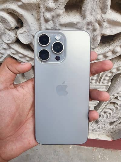 iPhone 15 Pro Max 256GB | 100% Battery | 10/10 | Non-PTA