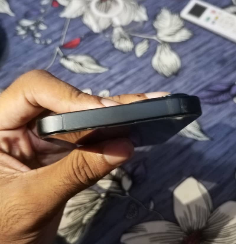 Iphone 13 2