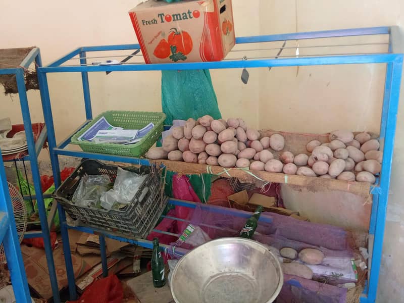 vegetable stand 0