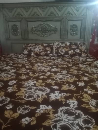 double bed with mattress
