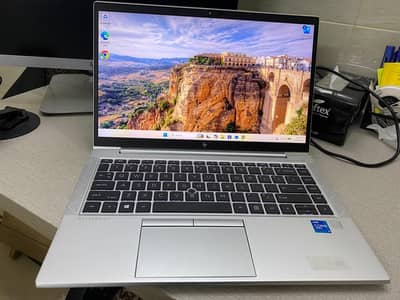 hp  elitebook 850g8 nrw condition i5 11th gen