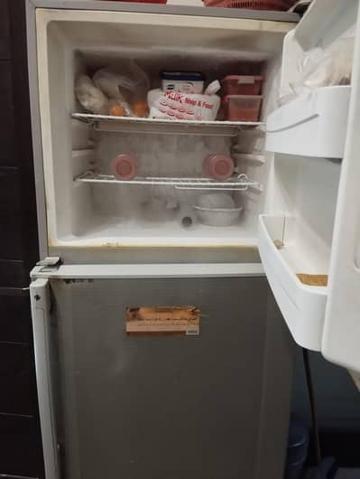 Haier refrigerator 18 cubic feet for slae
