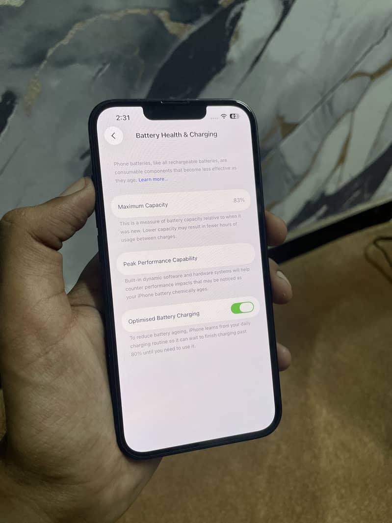 Apple iPhone 13 6