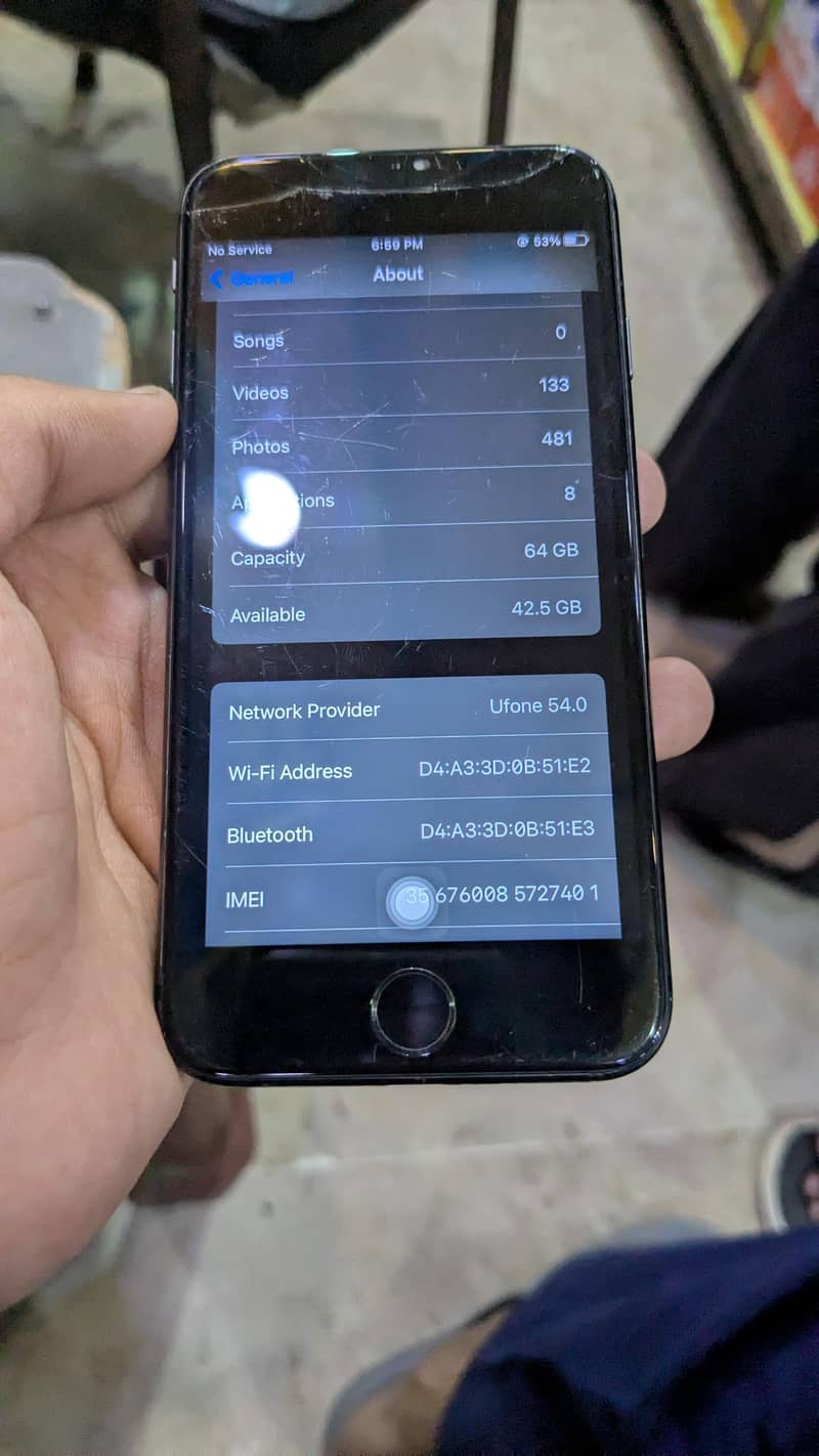 Apple iPhone 8 3
