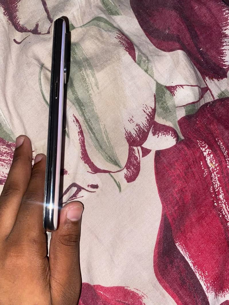 OPPO a 95 7