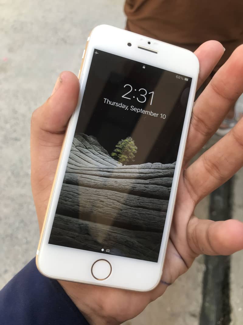 Apple iPhone 7 4