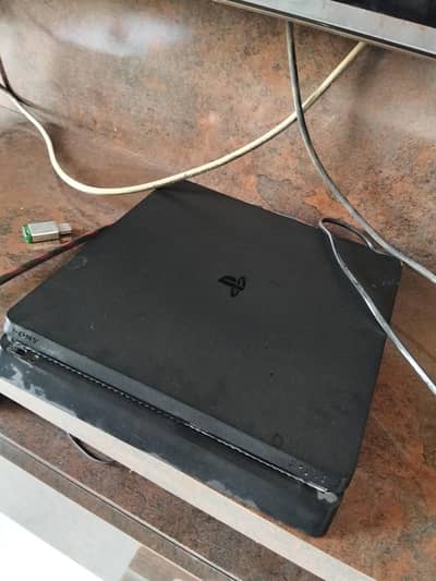 Playstation 4 Slim 1 TB Jailbroken 9.0 with Cheats