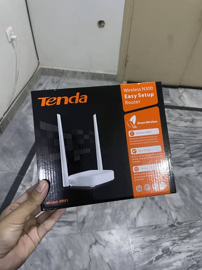 Tenda N301 wiffi router open box 2 day used