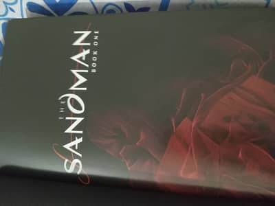 The Sandman Deluxe Edition Book 1 - Neil Gaiman (Hardcover)