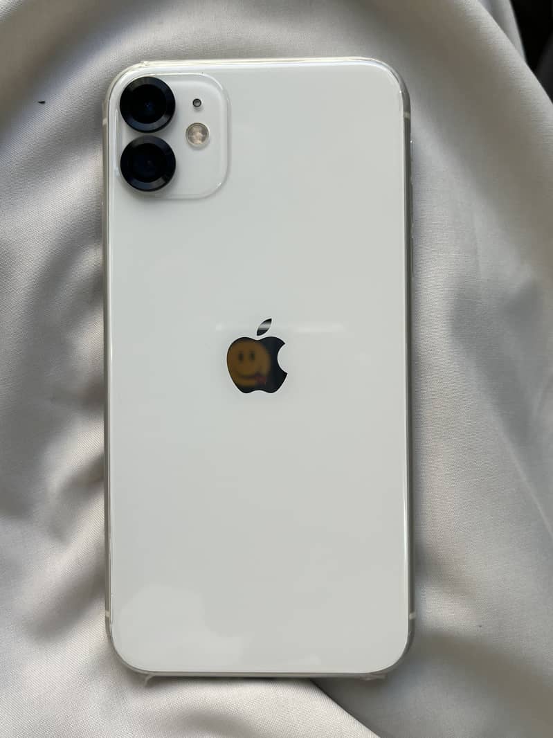 Apple iPhone 11 0