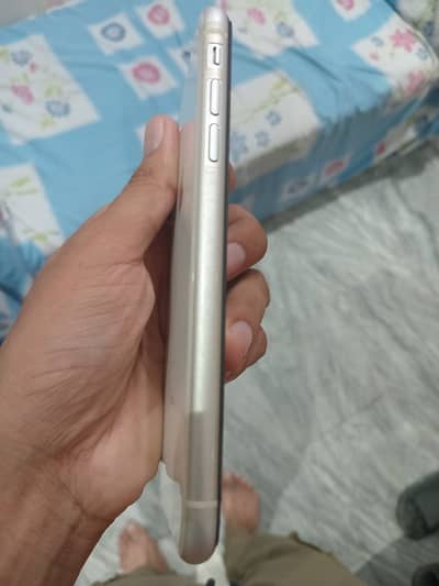 Apple iPhone XR