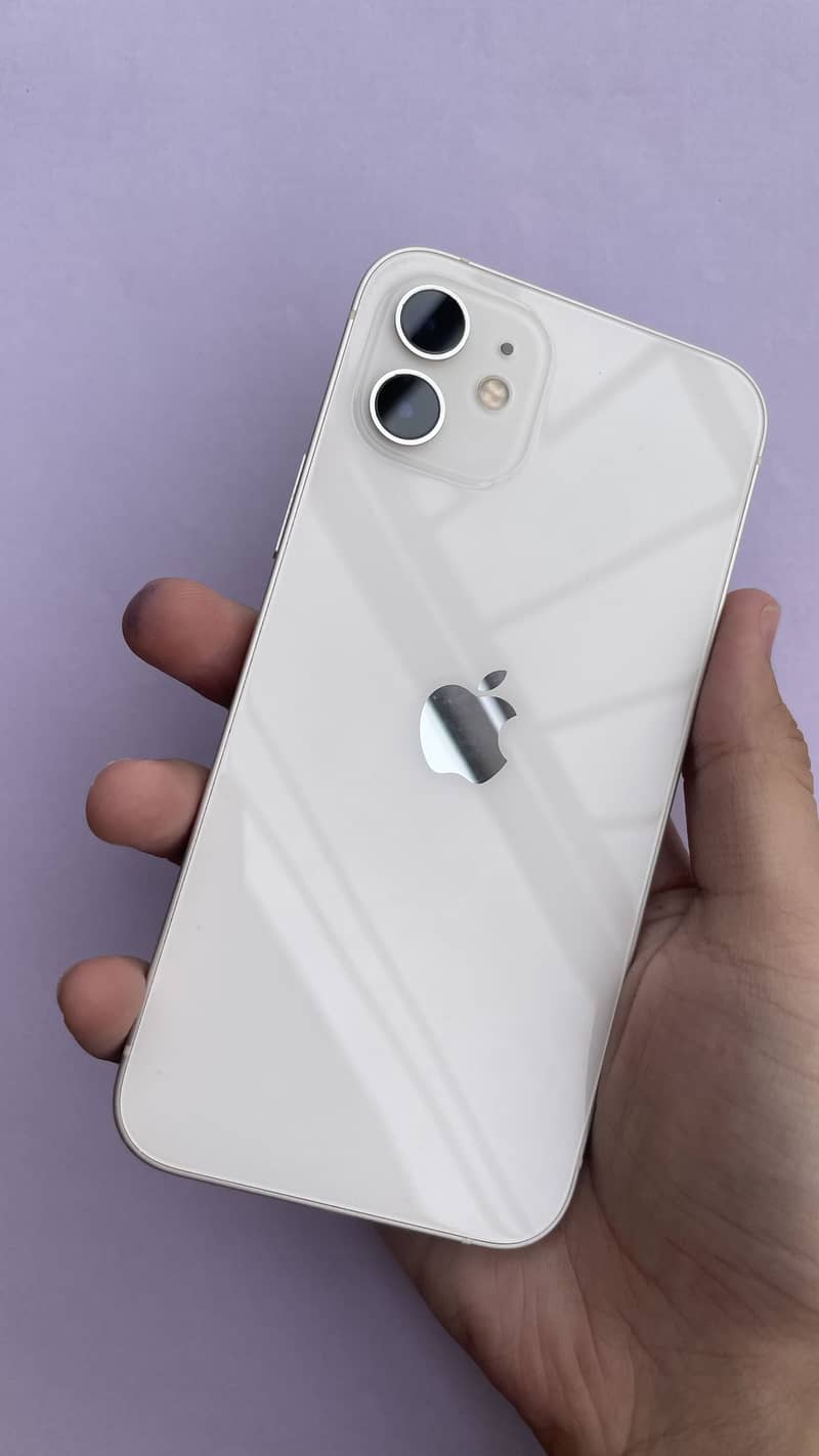 Apple iPhone 12 3
