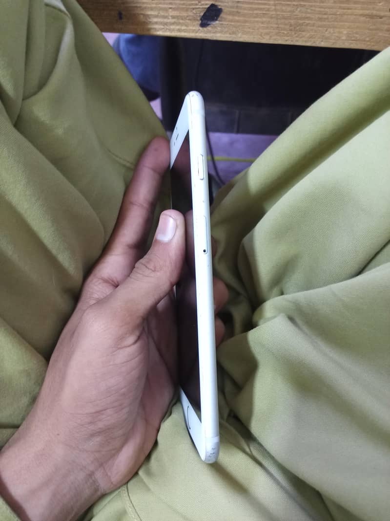 Apple iPhone 6 Plus.  urgent sale 4