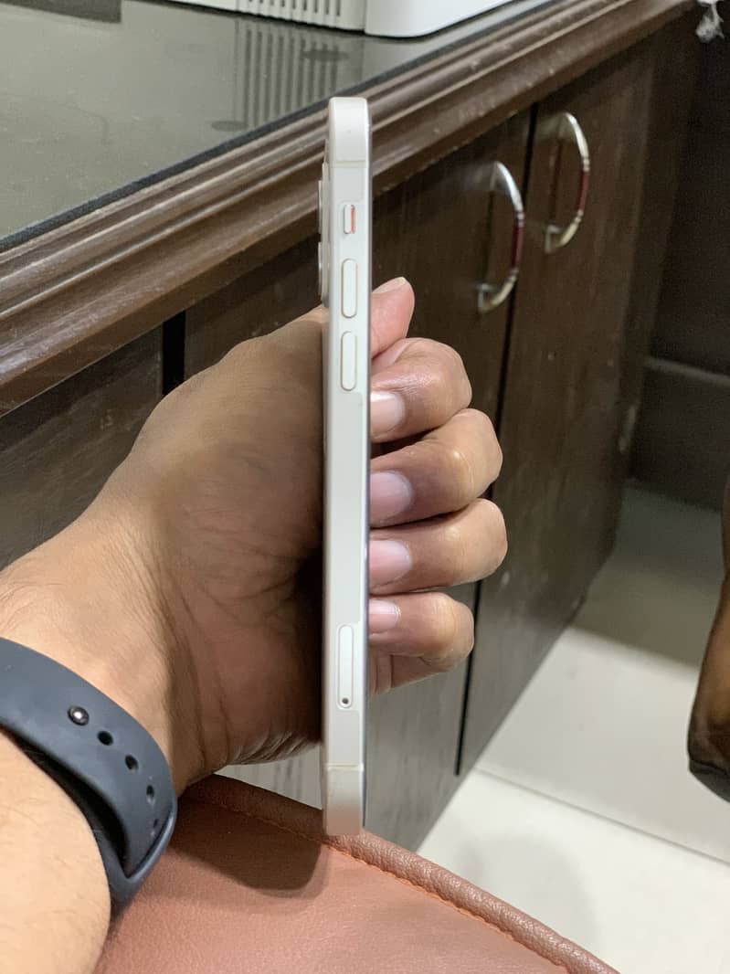 Apple iPhone 12 2