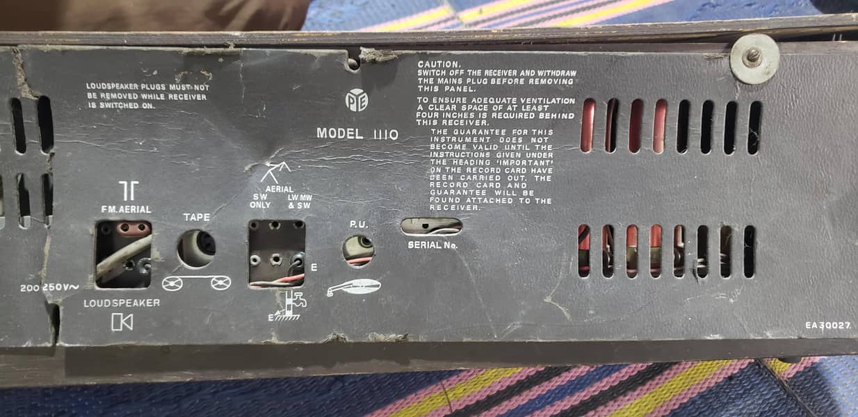 Radio pye 6