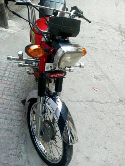 Genuine condition bike new jaise hai