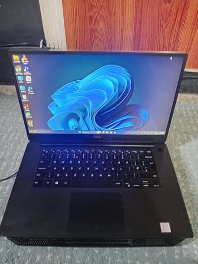 Dell precision 5540, i5-9Gen - 4gb Graphic card -SSD 512gb-RAM 32gb