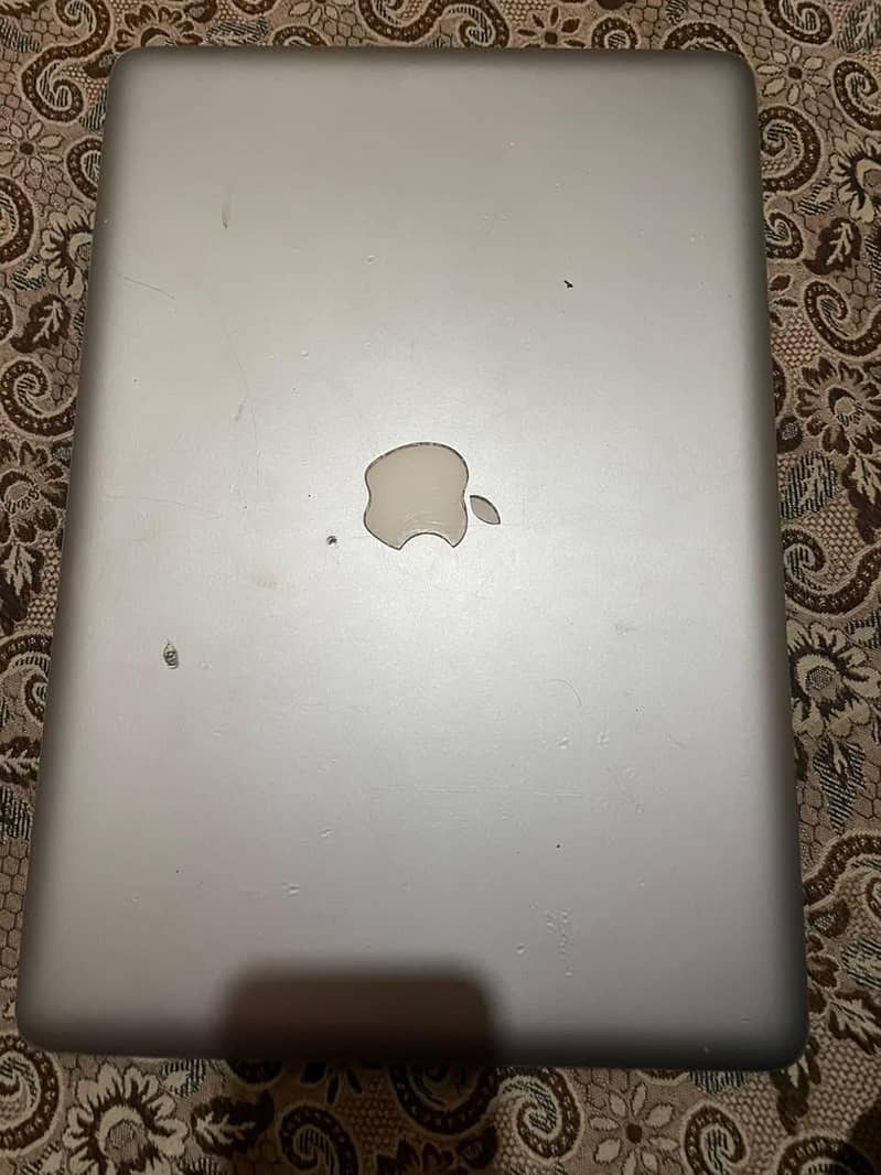 MacBook Pro 2011 0