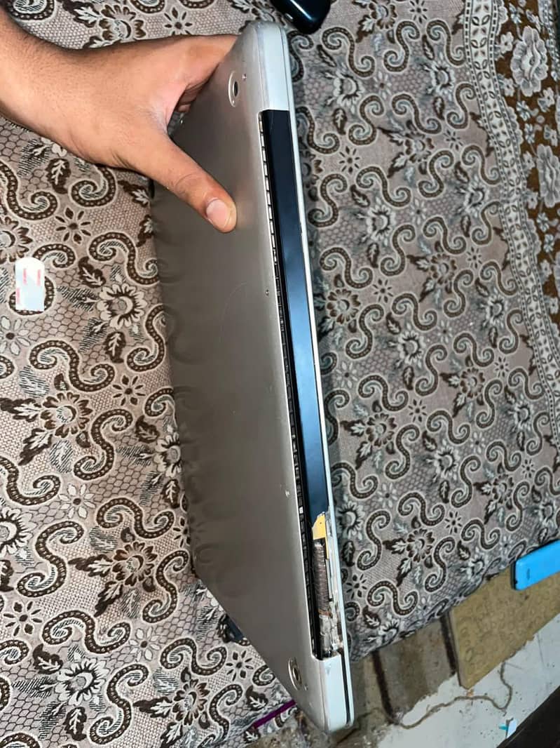 MacBook Pro 2011 5