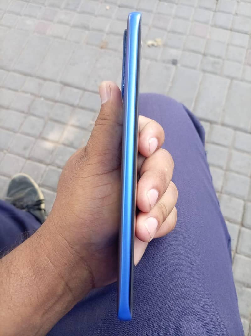 Infinix note Edge 3