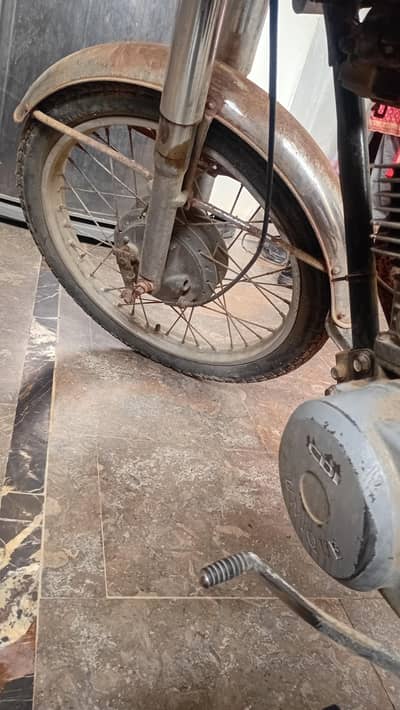 Unique 125 – 2014 Model | Excellent Condition | Smooth Ride