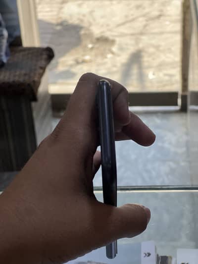 Apple iPhone XR