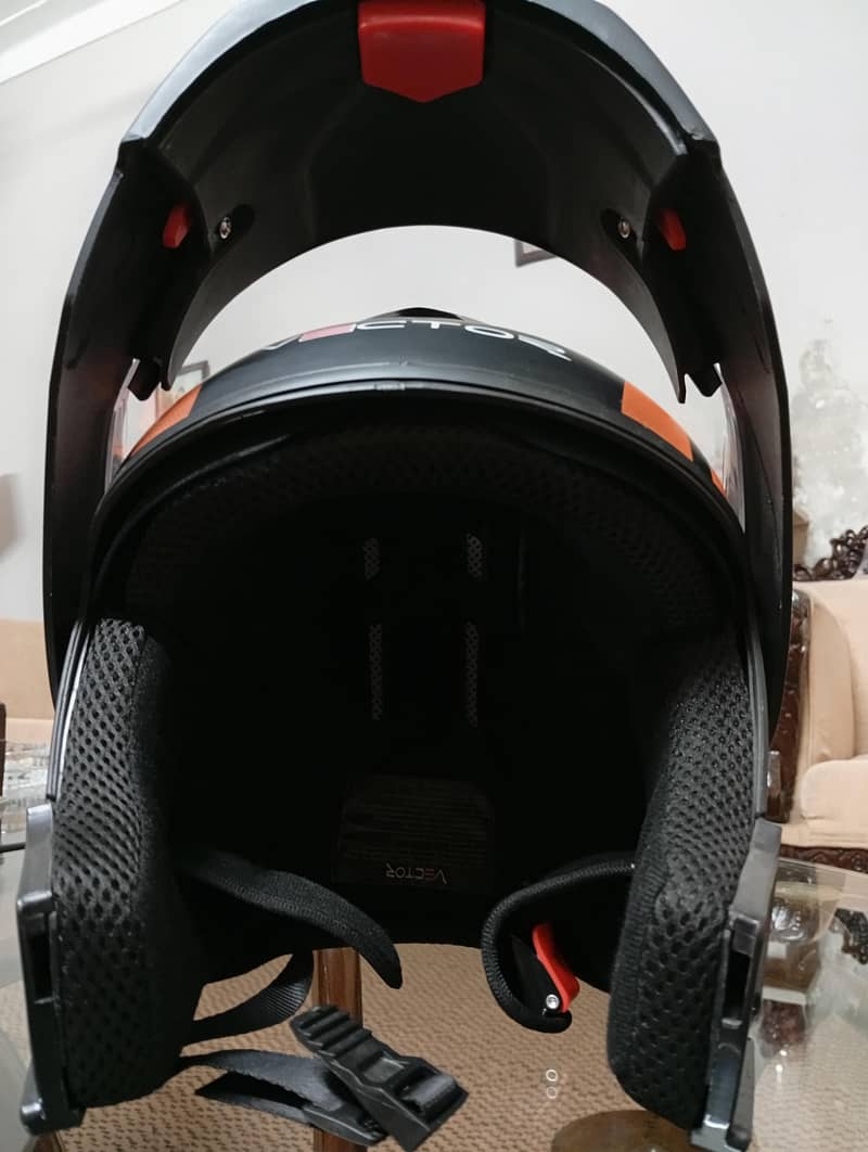three steps helmet 6