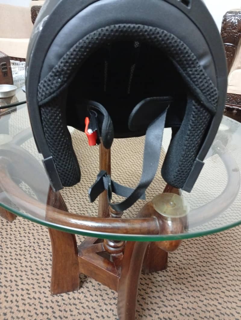 three steps helmet 8
