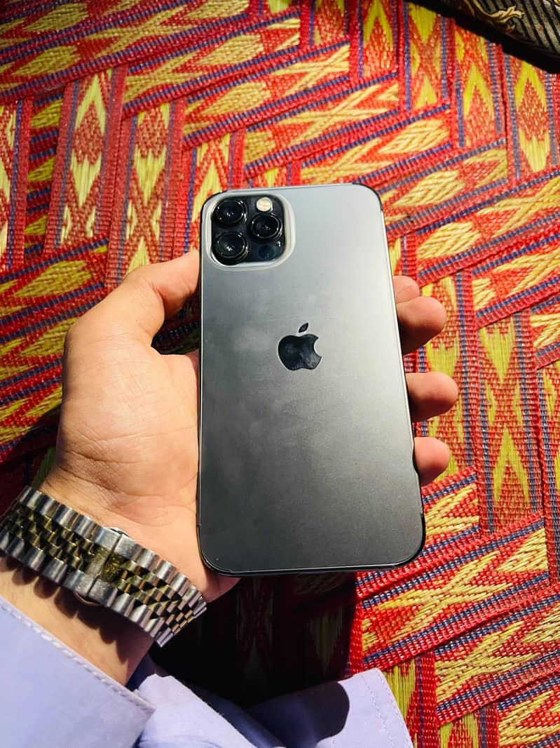 Apple iPhone 12 Pro 0