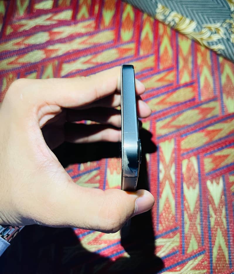 Apple iPhone 12 Pro 2