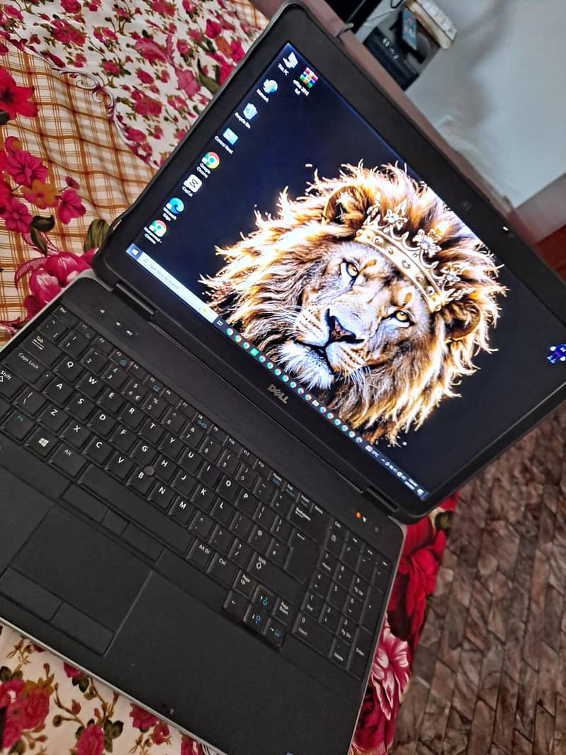 Dell Core i7 0