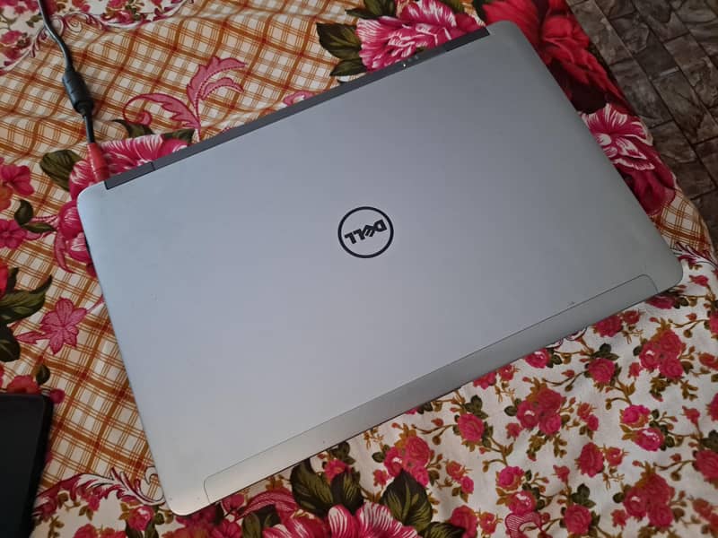 Dell Core i7 1