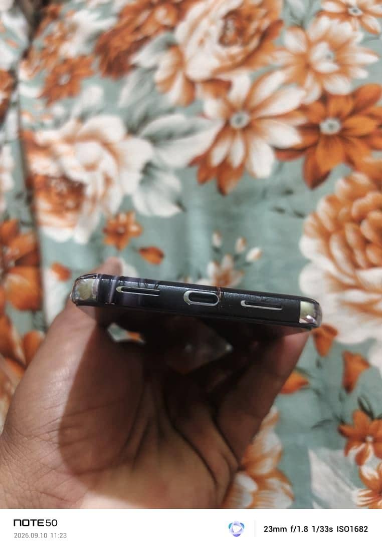 Google Pixel 8 Pro 2