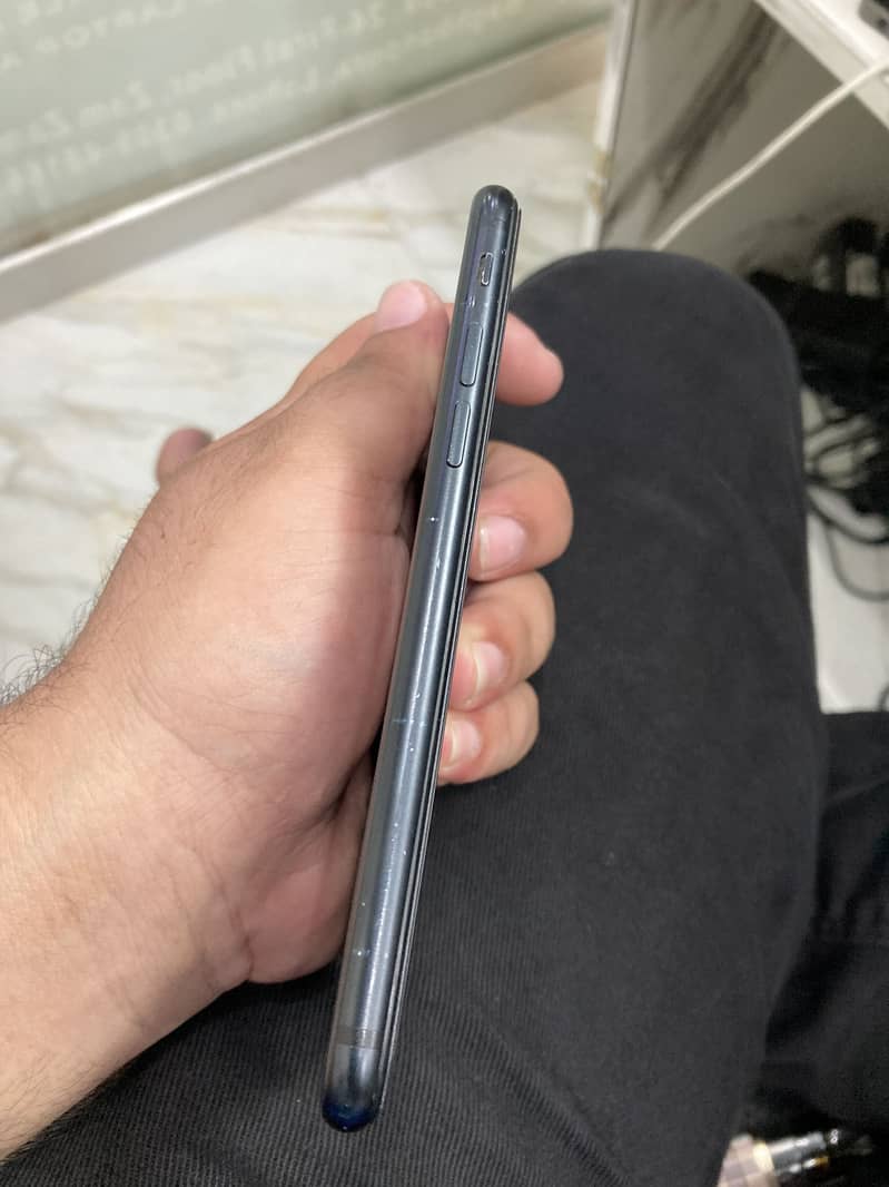 Apple iPhone SE 3