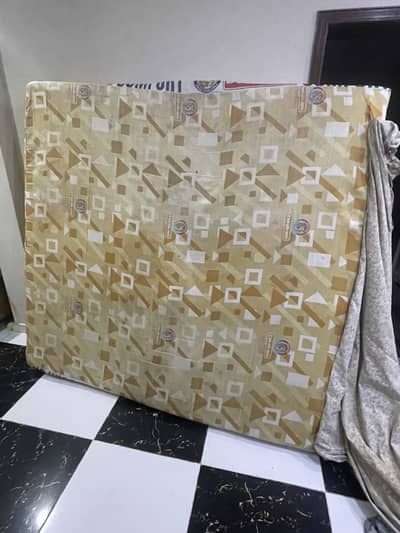 King size mattress, 6 inches, Durafoam