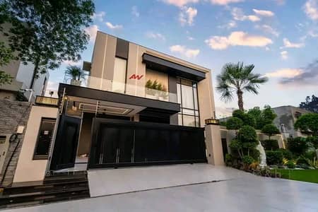 1 Kanal Brand New Luxury Furnished House for Rent in a Prime Location of Bahria Town, Lahore.