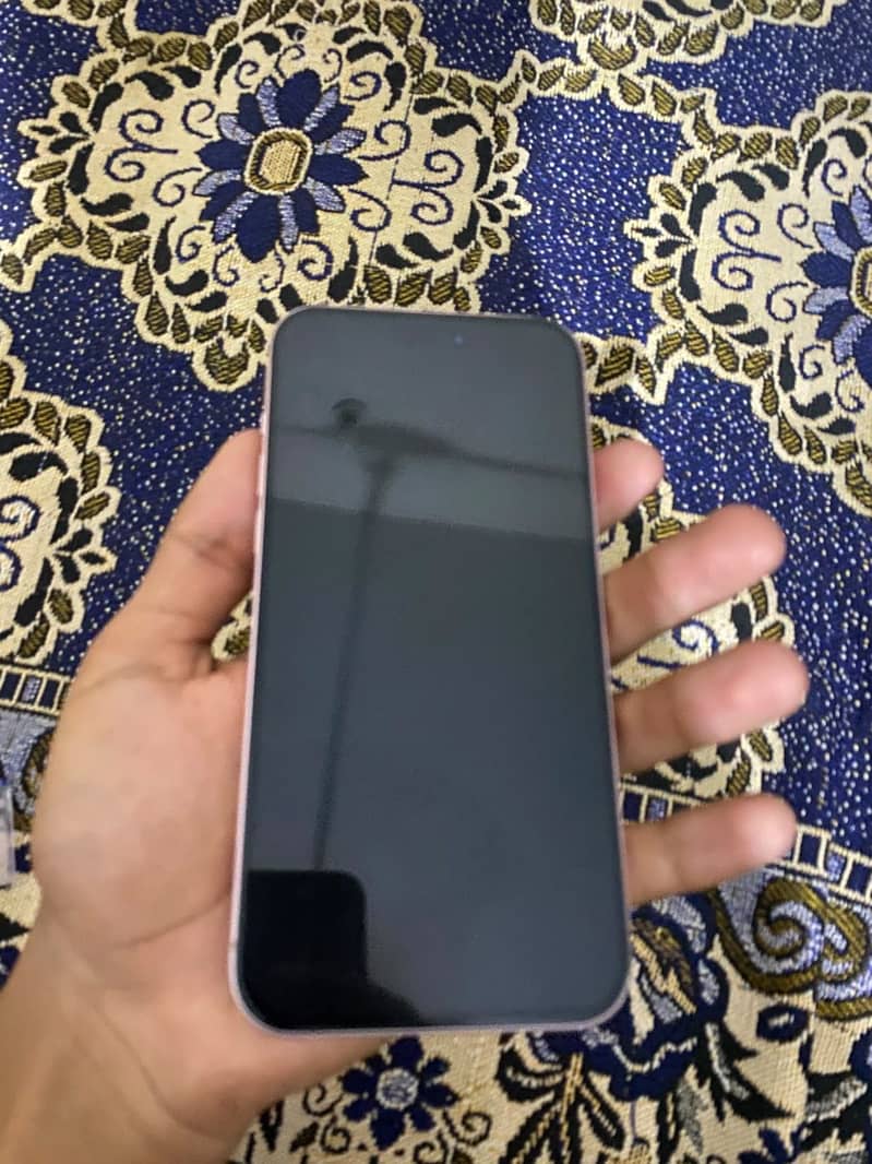 Apple iPhone 15 plus 0
