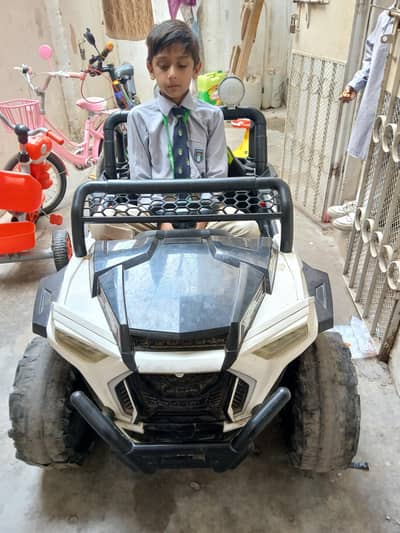 Kids Electric Jeep – Excellent Condition | Rs. 30,000