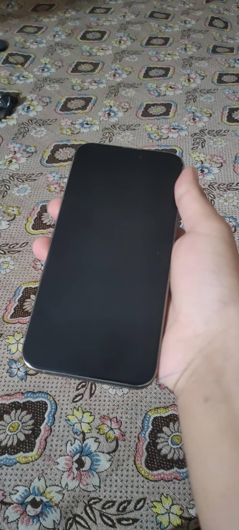 Apple iPhone 15 Pro Max 3