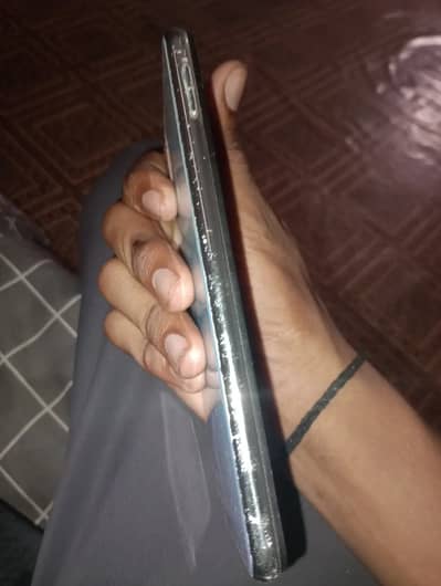 Vivo y17