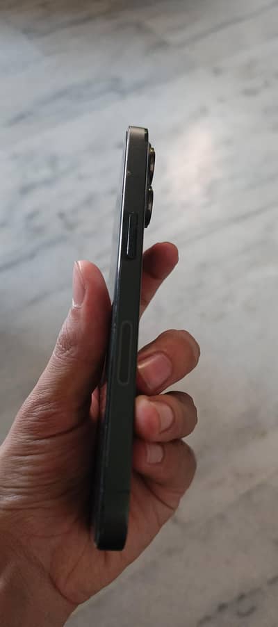Apple iPhone 13 Pro factory unlock