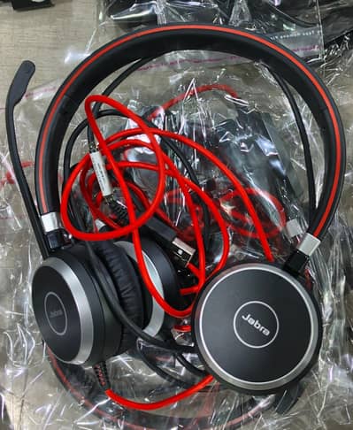 jabra and plantronics head set for call center