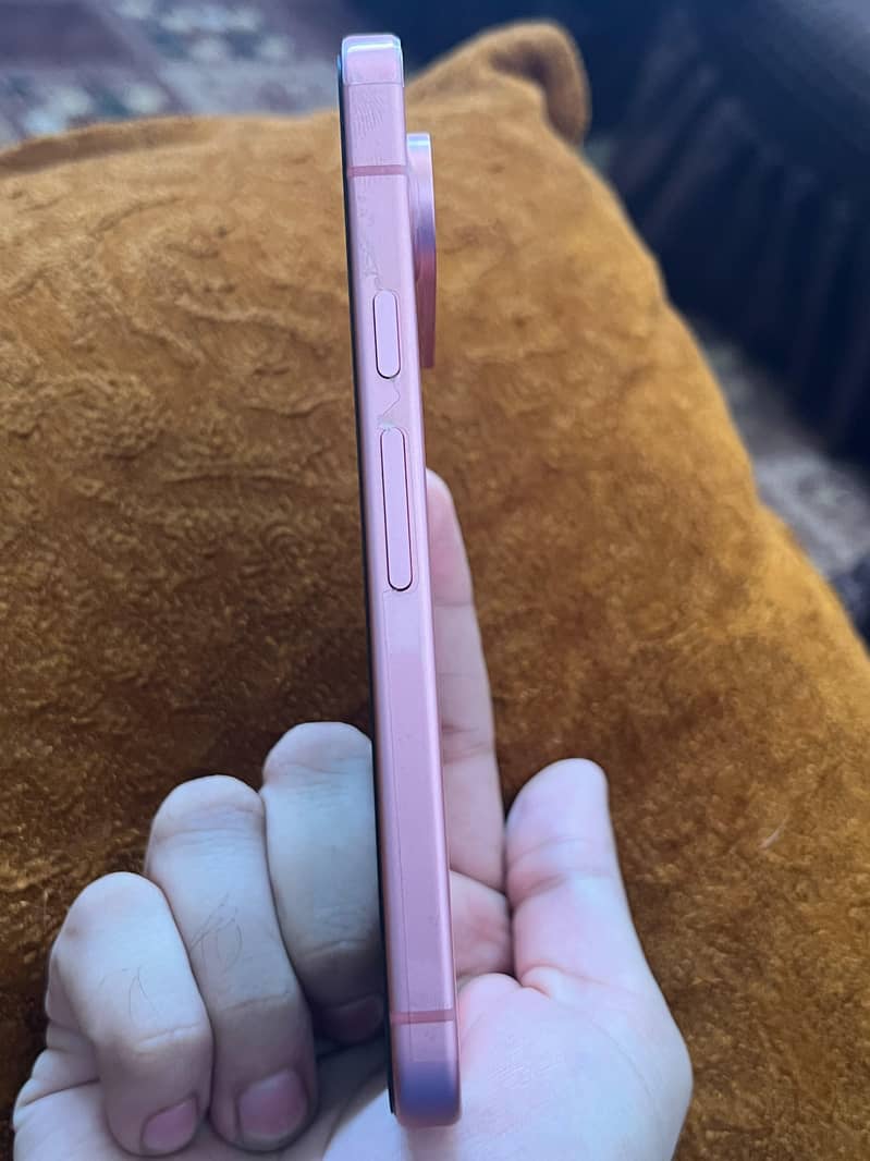 Google Pixel 9 4
