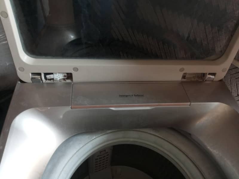 Haier automatic washing machine 1