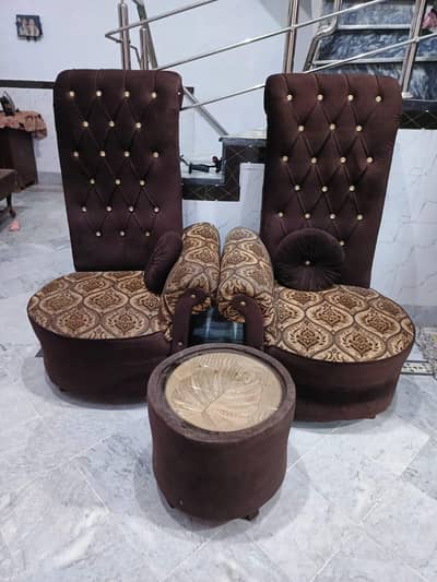 Luxury Chinioti Wood Dewan, 2 High-Back Chairs & Table Set