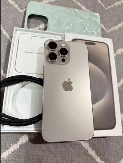 Iphone 15 Pro max Factory unlock